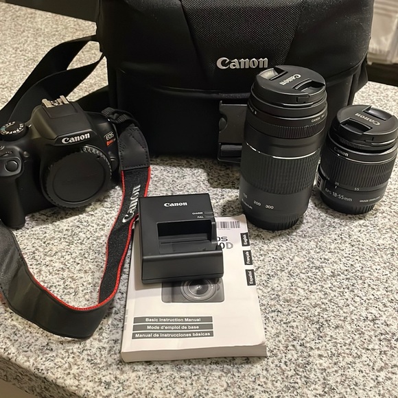 Canon EOS Rebel T6 (W) 1300D - Main Image